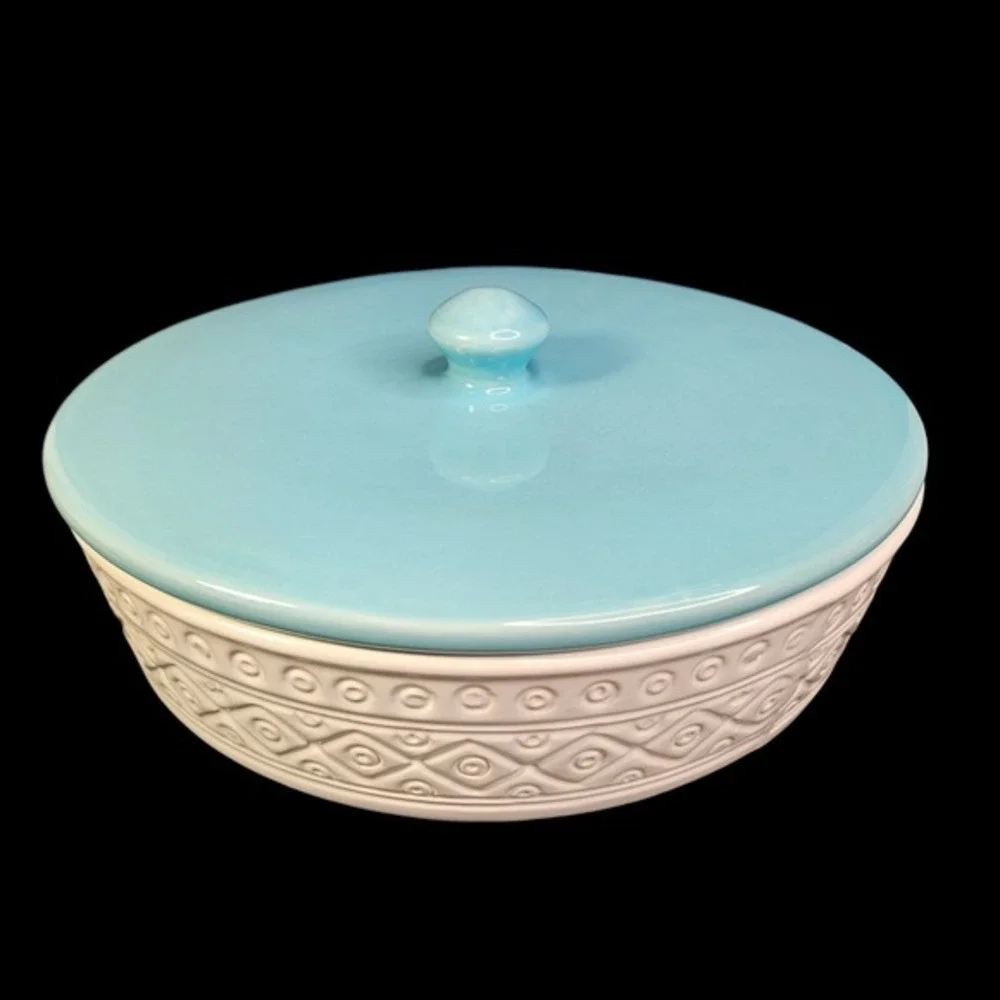 Crate and Barrel Tiago Covered Dish‎ Tortilla Server Blue Lid Portugal Ceramic